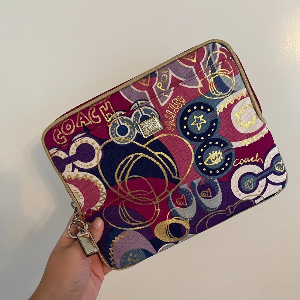 Coach Poppy iPad Carrying Case